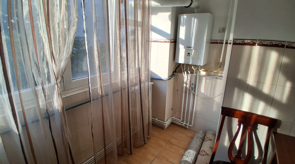 Oferta 3 camere, decomandat, 70 mp , de vanzare apartament in zona Centru Civic,  ANASTASIE PANU, HALA CENTRALA imagine 2