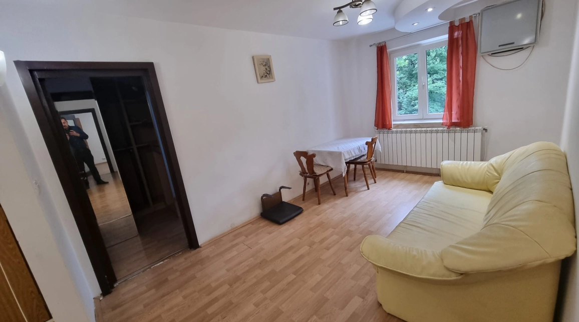 Oferta Apartament, 4 camere, decomandat, 79 mp , Tatarasi, de vanzare,  Dispecer-Posta imagine 7