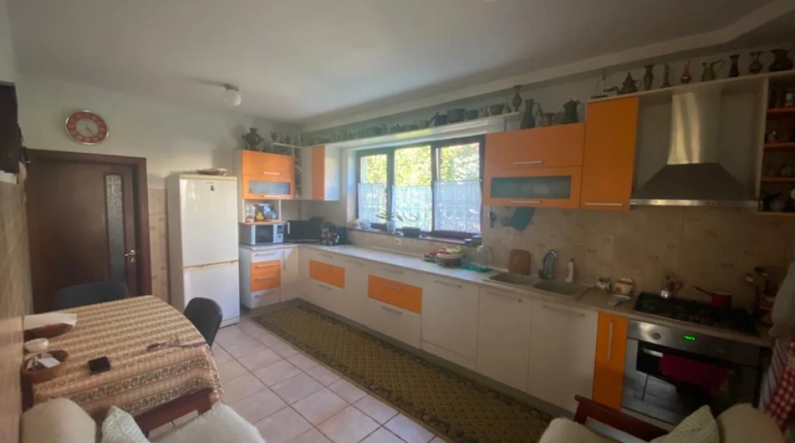 Oferta Valea Lupului casa 180 mp , 0 camere, de vanzare,  Mega Image imagine 5
