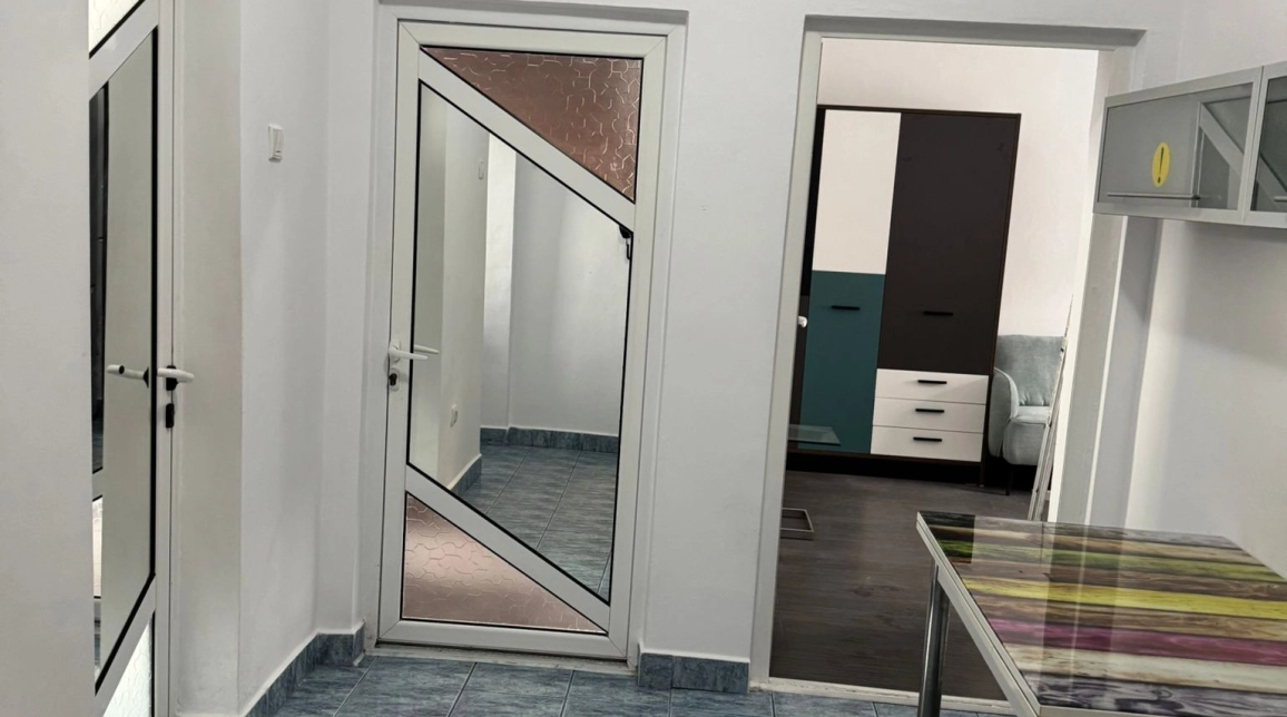 Oferta Apartament, 2 camere, decomandat, 50 mp , Centru, de inchiriat,  Piata Unirii imagine 4