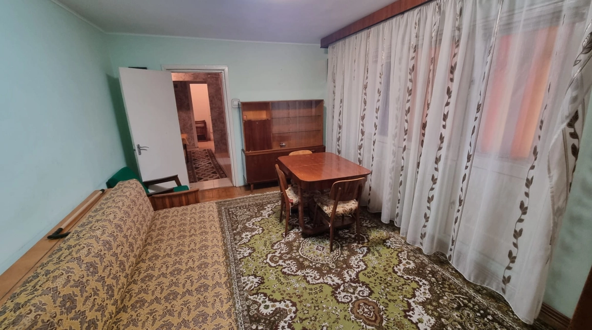 Oferta Tatarasi apartament 64 mp , 3 camere, semidecomandat, de vanzare,  Piata Chirila imagine 4