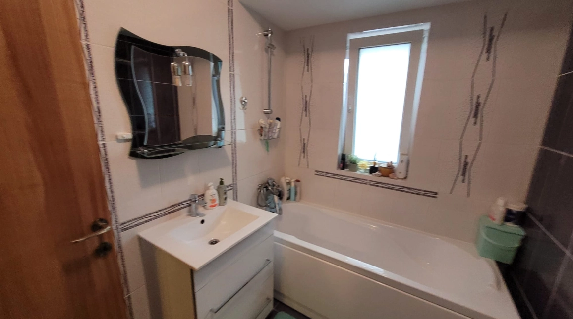Oferta Apartament nou, 3 camere, , 65 mp , Pacurari, de vanzare,  Alpha Bank imagine 2