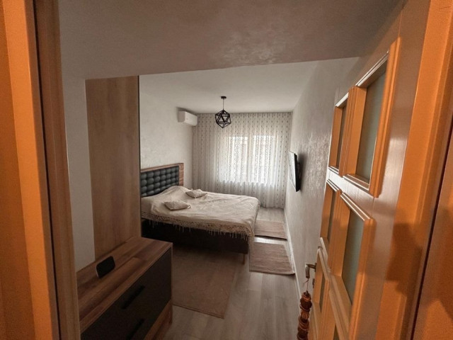De vanzare apartament, 2 camere,  decomandat ,  50 mp , Podul de Fier,  (Moara de Vant) 161417