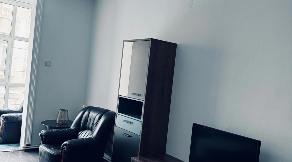 Oferta Apartament, 2 camere, decomandat, 50 mp , Centru, de inchiriat,  Piata Unirii imagine 3
