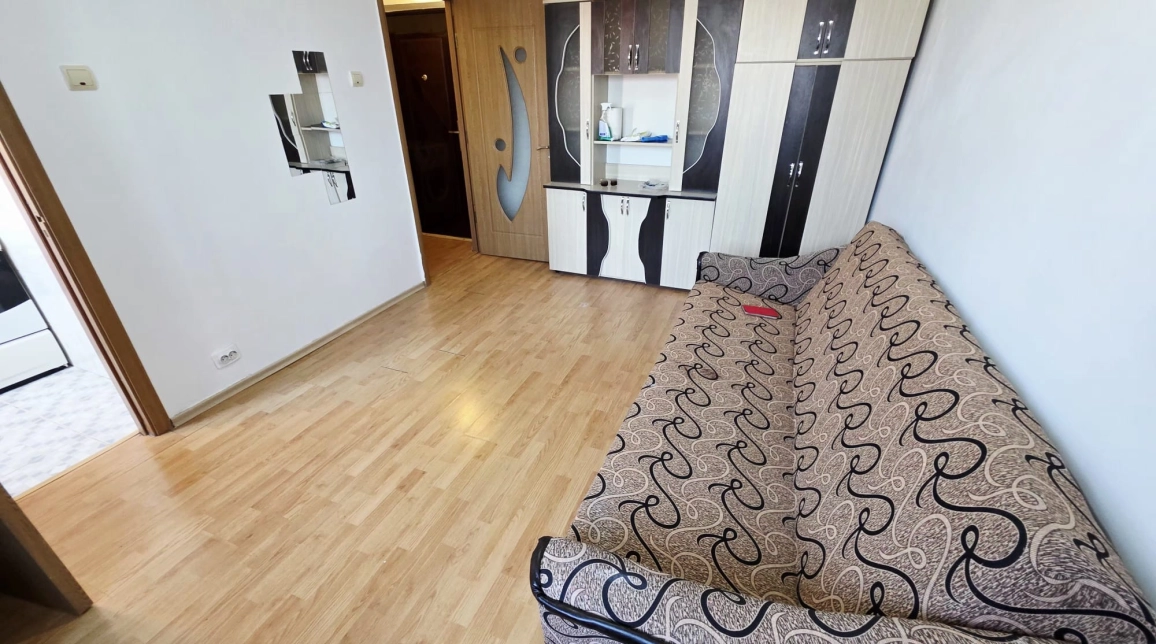 Oferta Apartament de inchiriat, o camera, garsoniera, 22 mp , Alexandru cel Bun,  Liceul Miron Costin imagine 1
