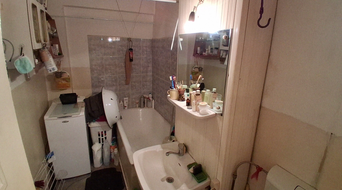 Oferta Canta apartament 80 mp , 3 camere, decomandat, de vanzare,  PROFI imagine 9
