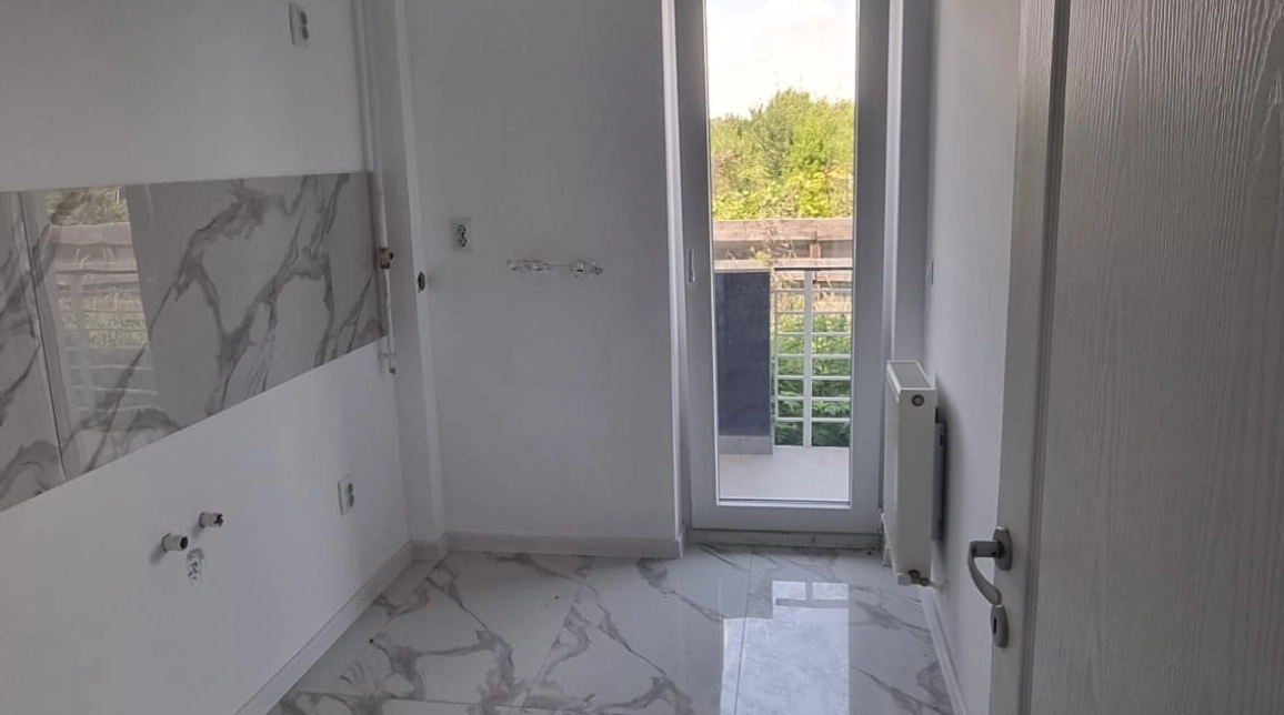Oferta Apartament nou de vanzare, o camera, decomandat, 30 mp , Lunca Cetatuii,  Gara imagine 3