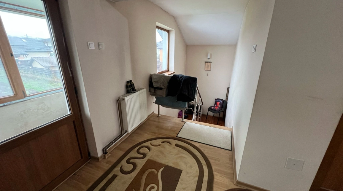Oferta Valea Ursului casa 200 mp , 4 camere, de vanzare,  dupa Rond imagine 9