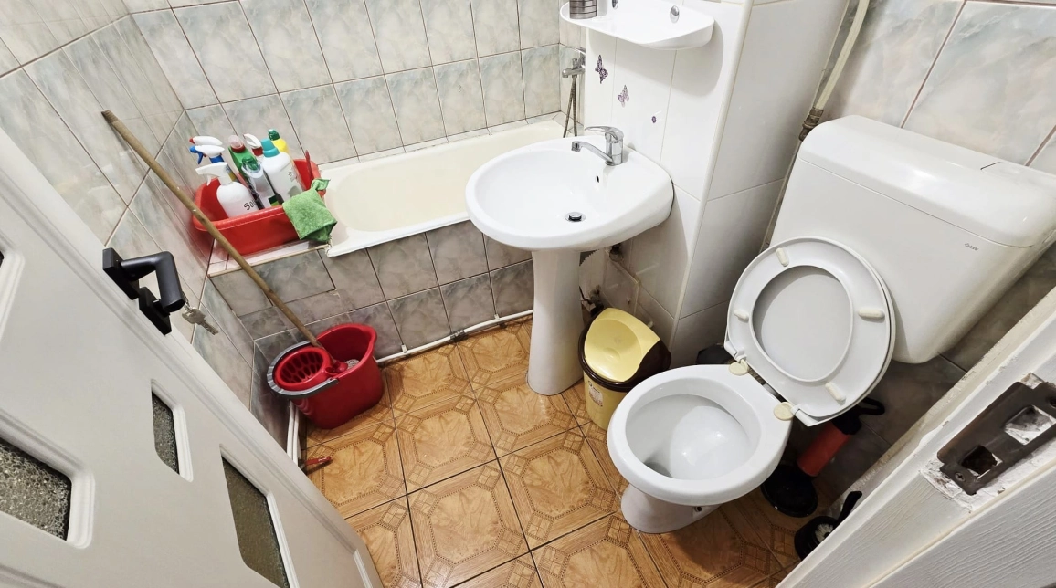 Oferta Apartament de inchiriat, 2 camere, decomandat, 42 mp , Alexandru cel Bun,  Penny imagine 8