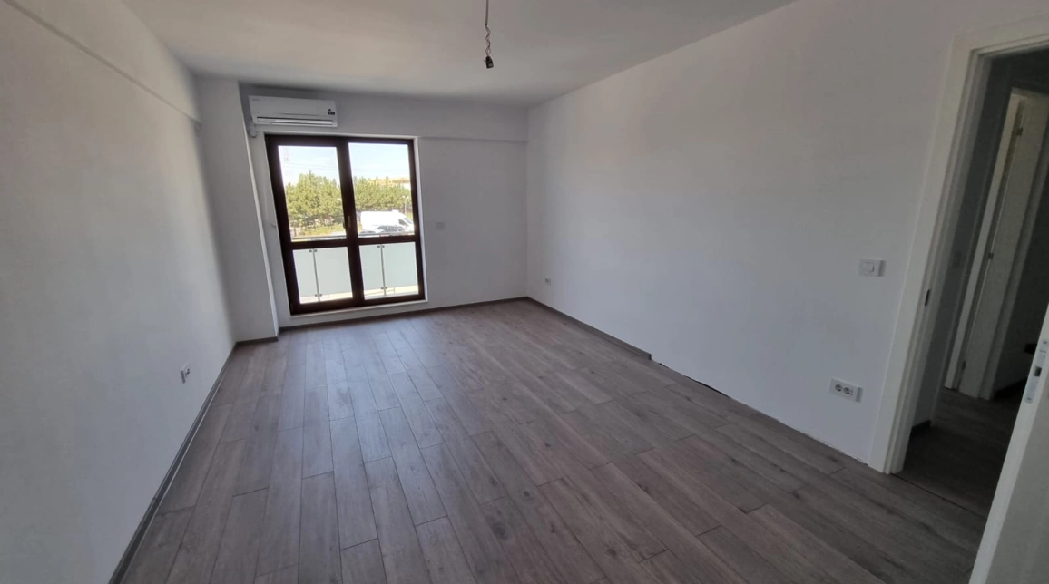 Oferta Apartament nou, o camera, decomandat, 47 mp , Bucium, de vanzare,  Colegiul Mihail Sturdza imagine 1
