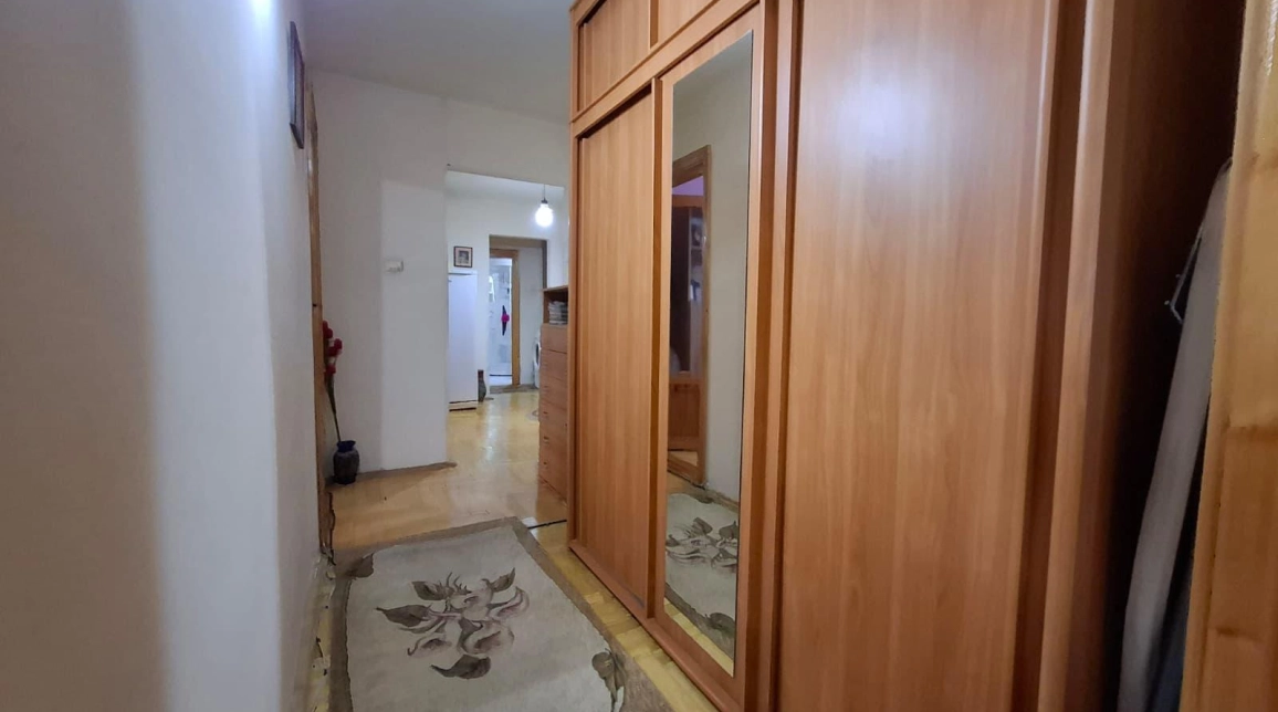 Oferta 3 camere, semidecomandat, 60 mp , de vanzare apartament in zona Nicolina,  Nicolina 2 imagine 14
