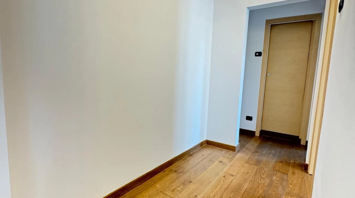 Oferta Apartament de vanzare, 4 camere, semidecomandat, 64 mp , Mircea cel Batran,  Complex Mircea cel Batran imagine 8
