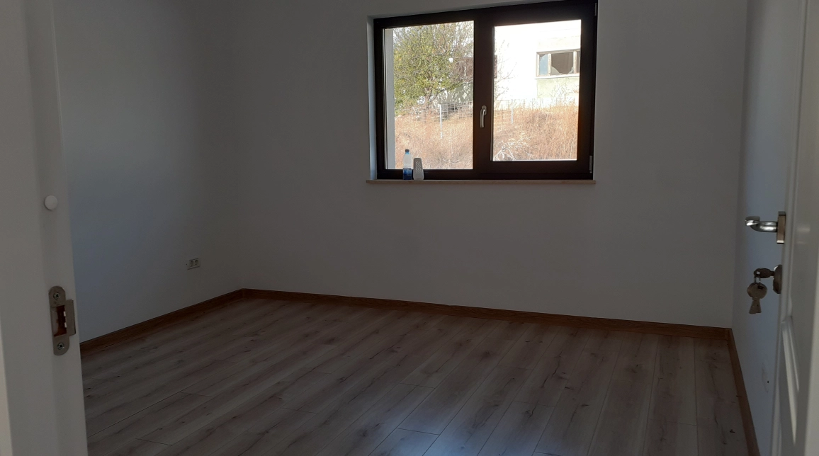Oferta Valea Lupului casa 93 mp , 4 camere, de vanzare,  Restaurant Crystal imagine 8