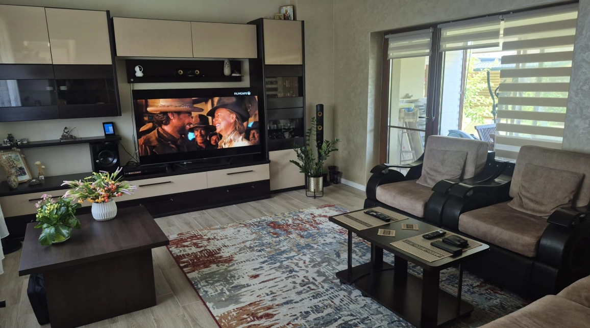 Oferta Casa, 4 camere, 115 mp , Miroslava, de vanzare,  Transanapet imagine 2