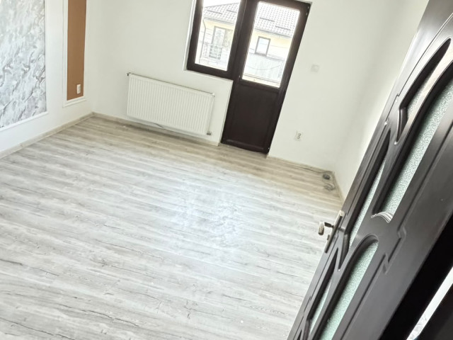 4 camere,  110mp, de vanzare vila in zona Popas Pacurari,  (mai sus de Lucian Blaga) 163013