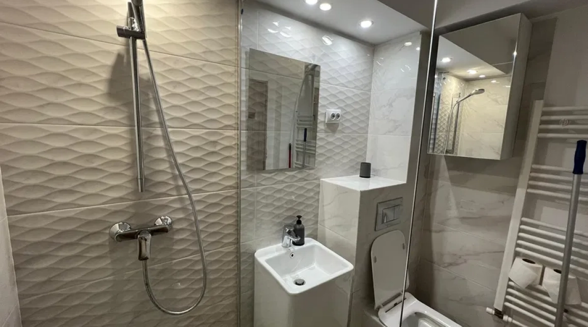 Oferta Tatarasi apartament 35 mp , o camera, decomandat, de inchiriat,  Doi Baieti imagine 5