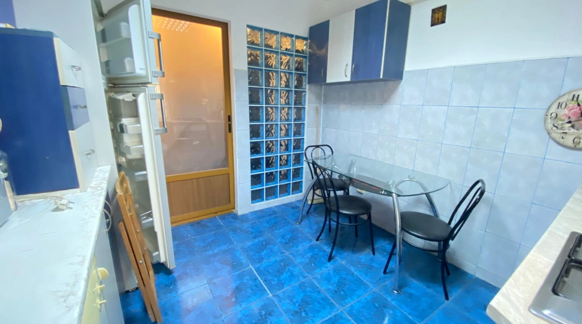 Oferta De vanzare apartament, 3 camere, semidecomandat, 66 mp , Podu Ros,  Bld Socola imagine 12