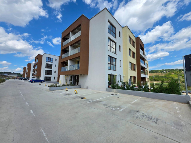 Apartament nou, 2 camere,  decomandat ,  155 mp , Podul de Fier, de vanzare,  (Complex Moon Reflex Aroneanu) 159566