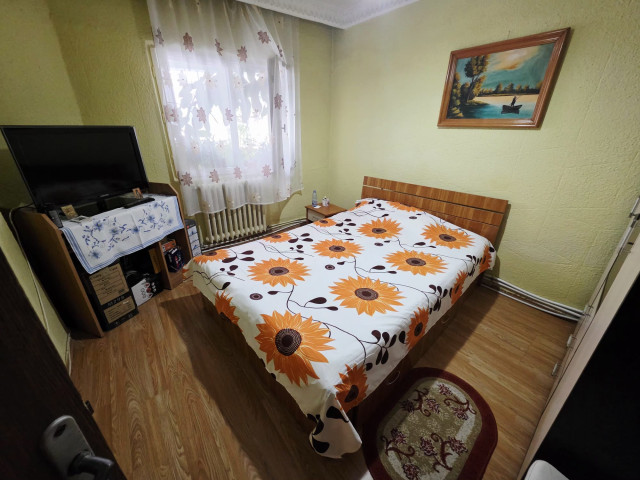 Apartament, 4 camere,  decomandat ,  90 mp , Dacia, de vanzare,  (Piata Dacia) 162846