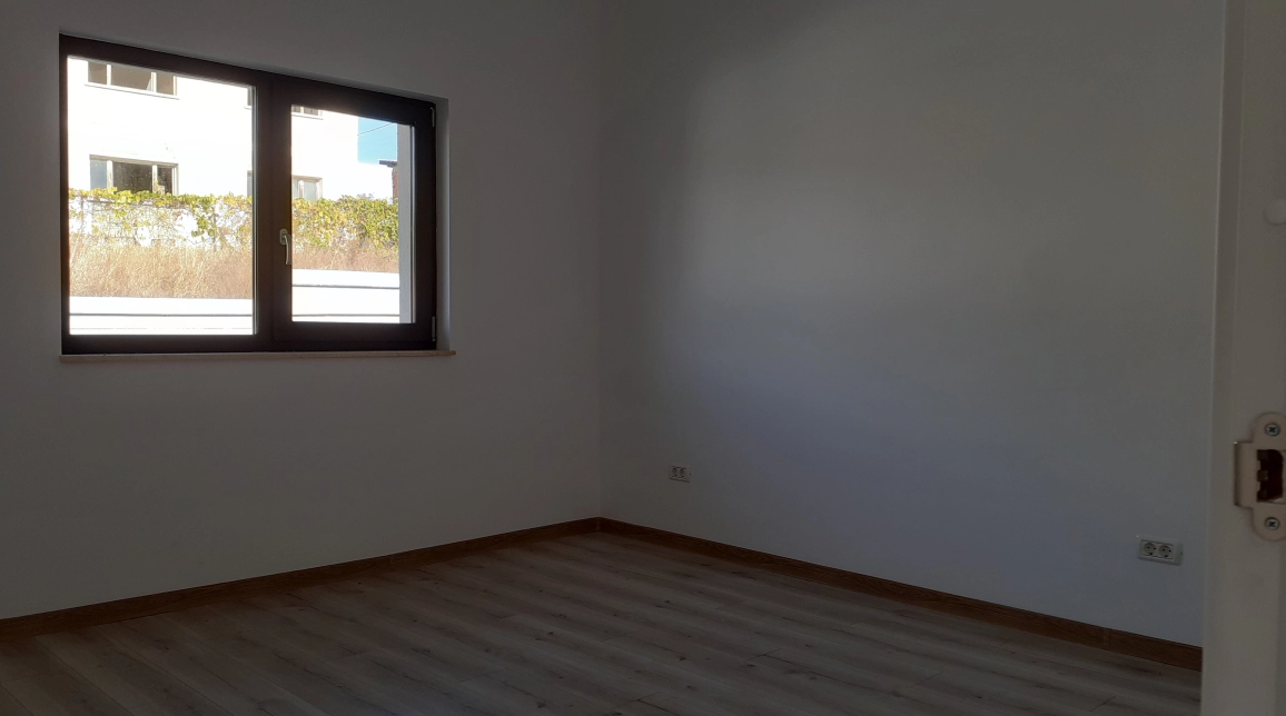 Oferta Valea Lupului casa 93 mp , 4 camere, de vanzare,  Restaurant Crystal imagine 9