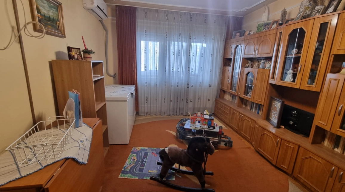 Oferta Alexandru cel Bun apartament 54 mp , 2 camere, decomandat, de vanzare,  Zimbru imagine 3