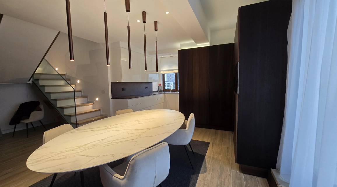 Oferta Apartament nou de vanzare, 4 camere, , 130 mp , Centru,  Penthouse  Lazar Residence imagine 2
