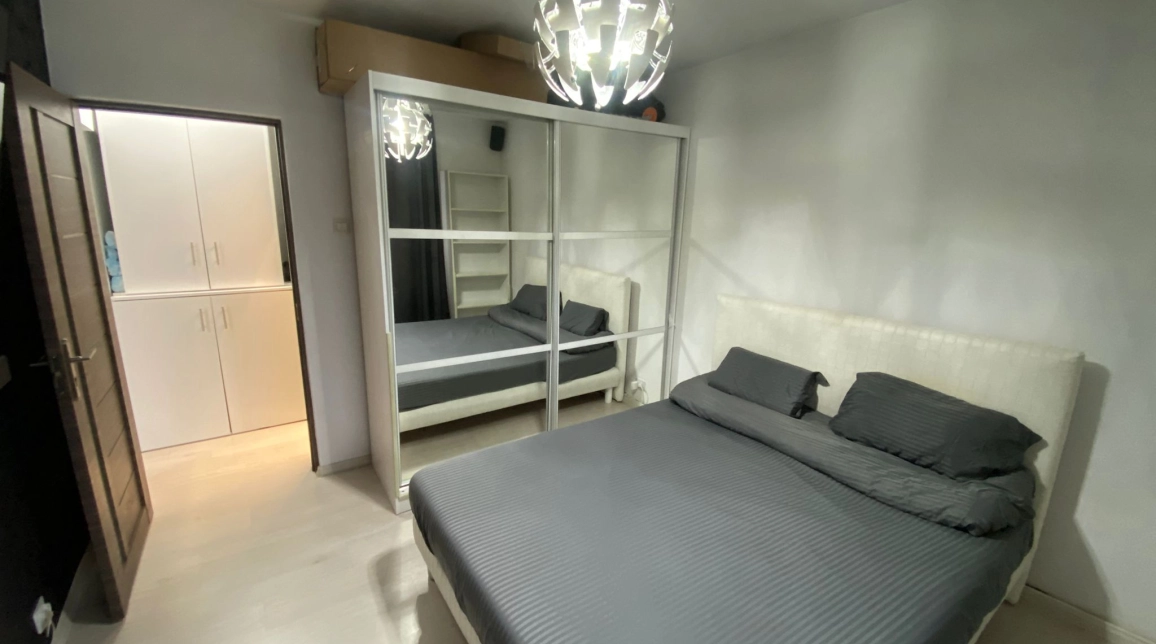 Oferta 3 camere, semidecomandat, 67 mp , de vanzare apartament in zona Podu Ros,  bld Tutora imagine 14