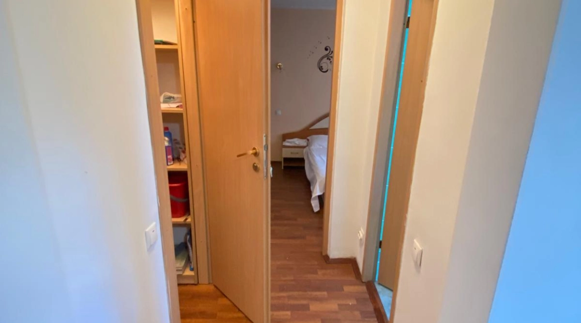 Oferta De vanzare apartament, 3 camere, semidecomandat, 66 mp , Podu Ros,  Bld Socola imagine 10
