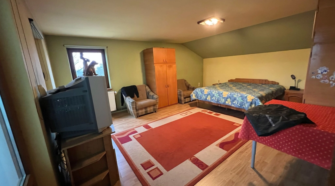 Oferta Valea Ursului casa 200 mp , 4 camere, de vanzare,  dupa Rond imagine 4