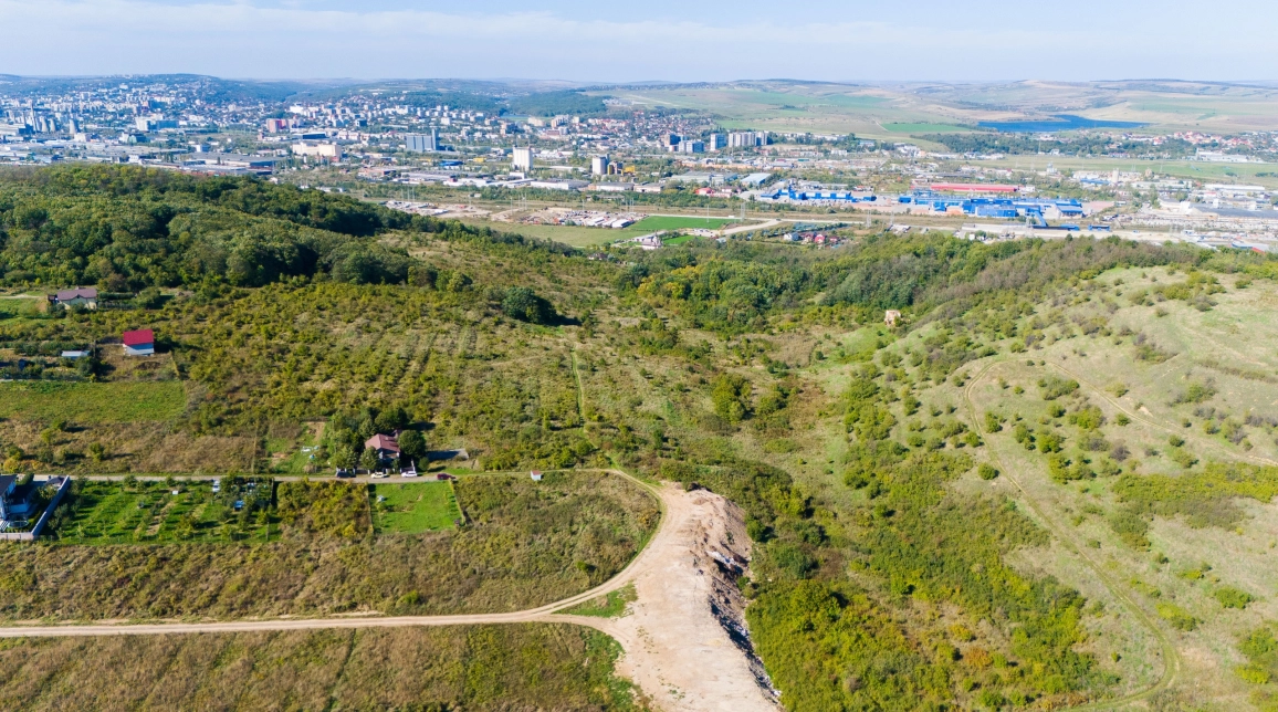 Oferta Teren Bucium la 1.5 km in Soseaua Bucium - Plopii fara Sot 113783 mp  imagine 2