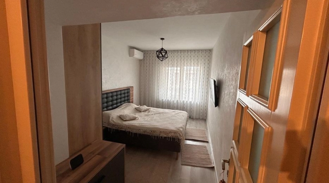 Oferta Apartament, 2 camere, , 51 mp , Podul de Fier, de vanzare,  Moara de Vant  imagine 4