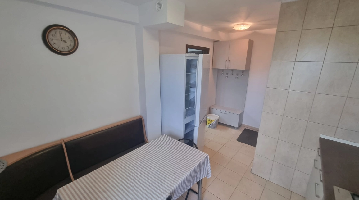 Oferta Apartament, 2 camere, semidecomandat, 54 mp , Podu Ros, de vanzare,  Magazin Tesko imagine 1