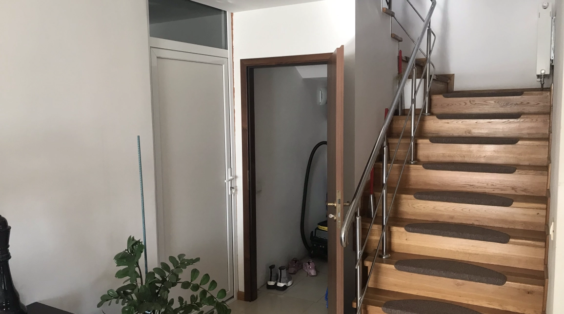 Oferta De vanzare casa, 4 camere, 250 mp , Popas Pacurari,  complex Soleia imagine 4