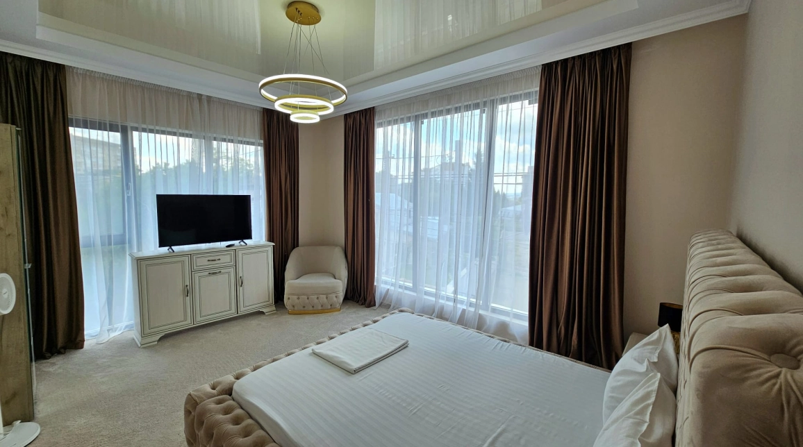 Oferta Casa, 3 camere, 103 mp , Tatarasi, de vanzare,  Piata Chirila imagine 4