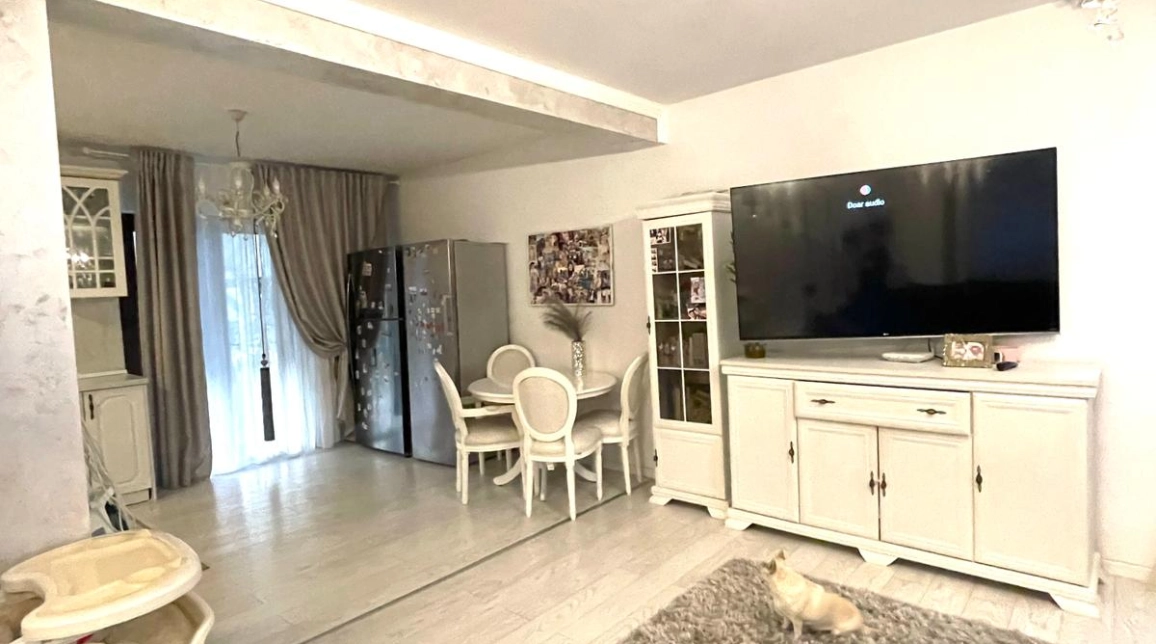 Oferta Casa, 4 camere, 130 mp , Valea Lupului, de vanzare,  dupa Rombat imagine 1