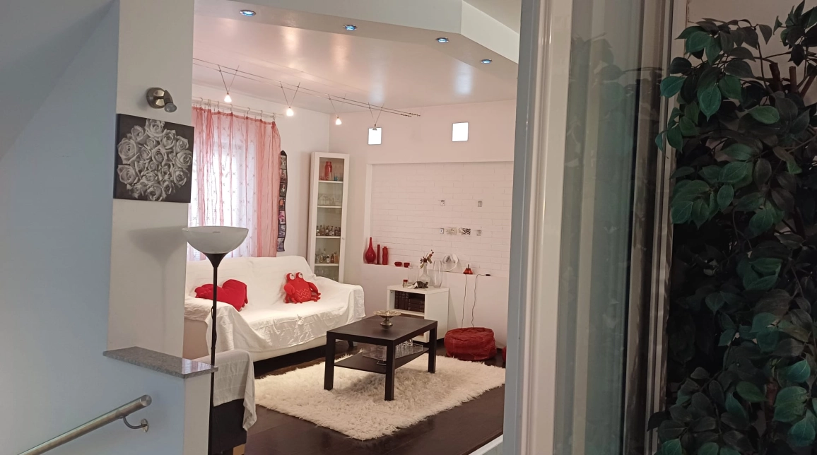 Oferta Casa de vanzare, 4 camere, 299 mp , Breazu,  Rediu  imagine 9