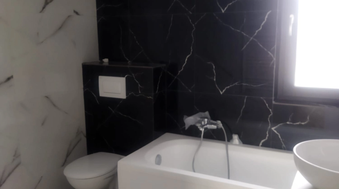 Oferta 4 camere, 106 mp , de vanzare casa in zona Valea Adanca,  mai jos de 5 drumuri imagine 10