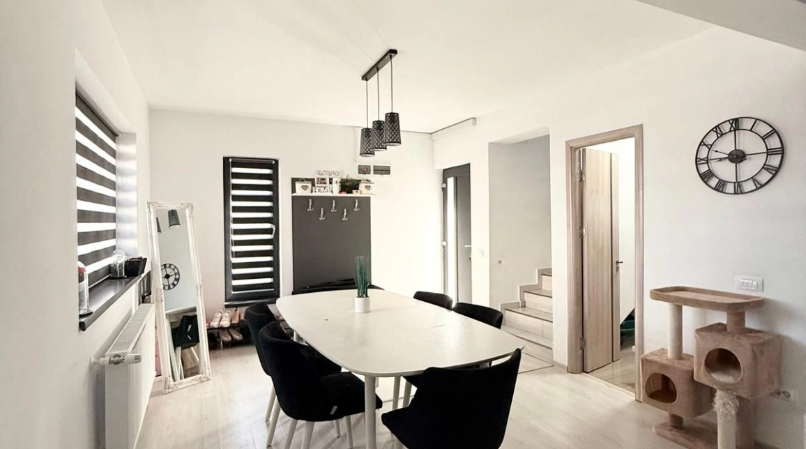 Oferta De vanzare casa, 4 camere, 127 mp , Miroslava,  dupa stadion imagine 5