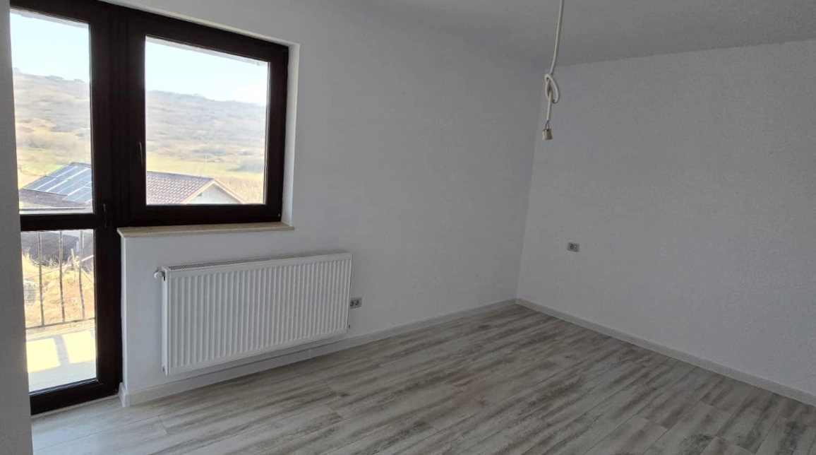 Oferta Casa, 3 camere, 90 mp , Miroslava, de vanzare,  2 km de Family Market imagine 1