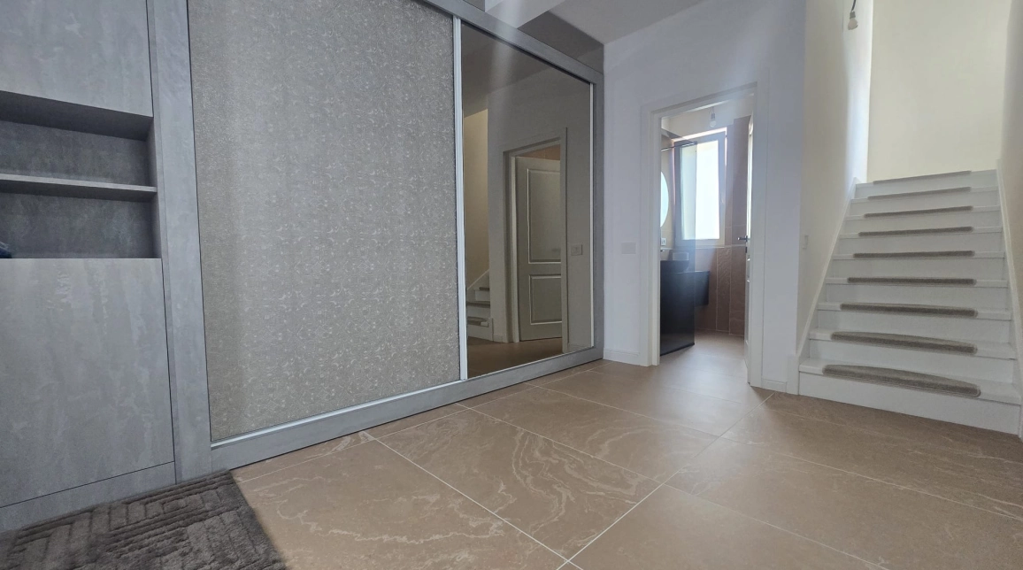 Oferta De inchiriat casa, 5 camere, 100 mp , Valea Lupului,  Carrefour Market  imagine 6