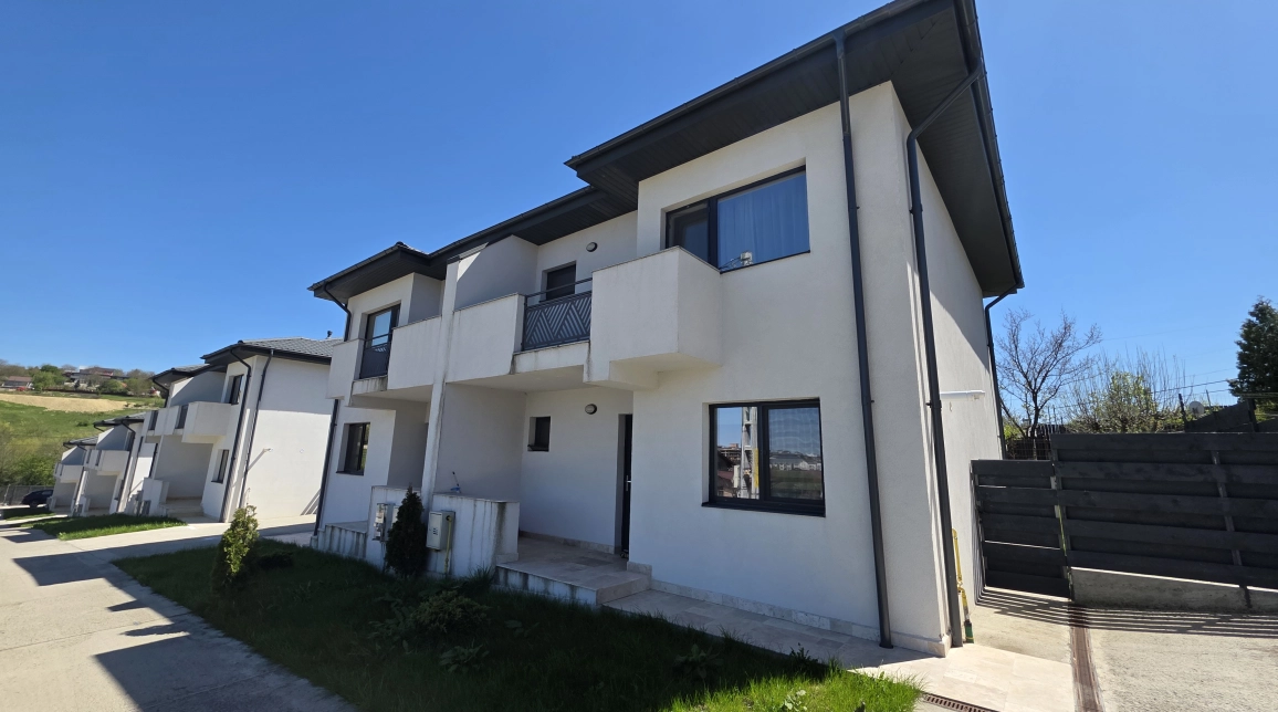 Oferta Casa, 4 camere, 117 mp , Bucium, de vanzare,  Visani la strada principala la 3min de Mall Family imagine 1