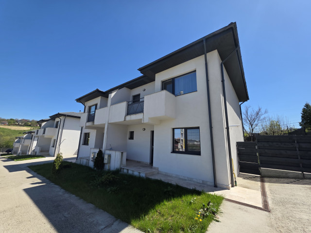 Vila, 4 camere,  117mp, Bucium, de vanzare,  (Visani la strada principala la 3min de Mall Family) 147956