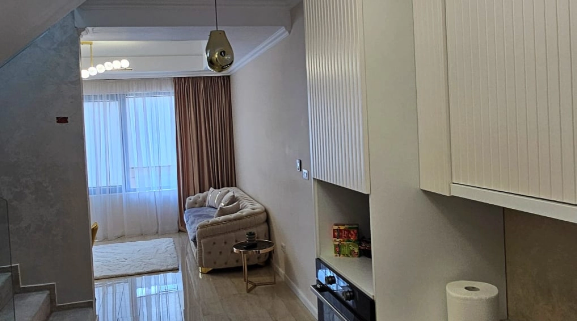 Oferta Casa, 3 camere, 103 mp , Tatarasi, de vanzare,  Piata Chirila imagine 3