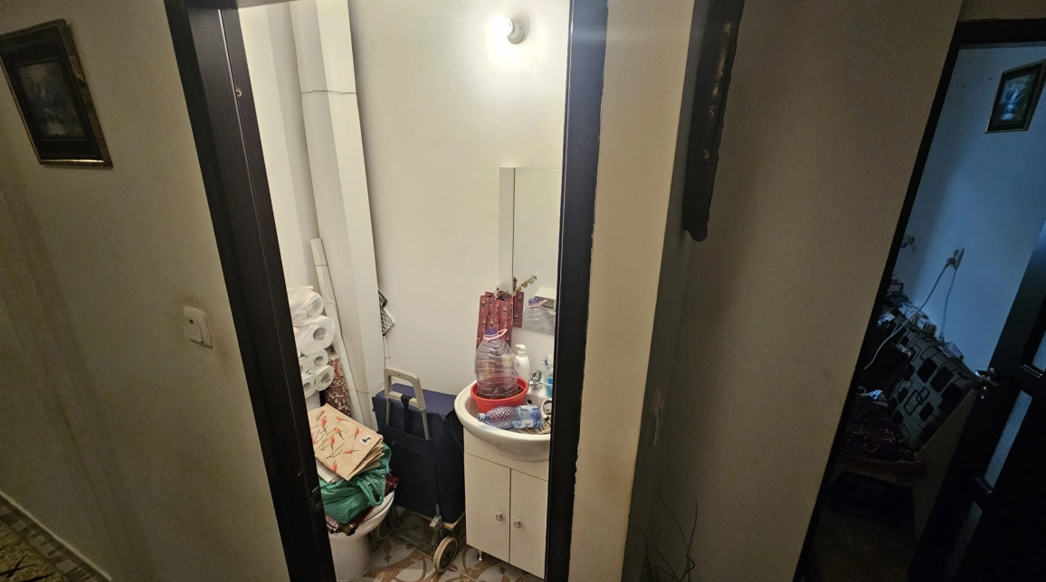 Oferta Frumoasa apartament 76 mp , 3 camere, decomandat, de vanzare,  Diminetii  imagine 7