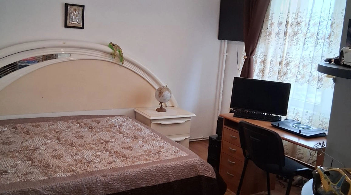 Oferta Apartament de vanzare, 2 camere, decomandat, 50 mp , Podu Ros,  Pasapoarte bulevard imagine 5