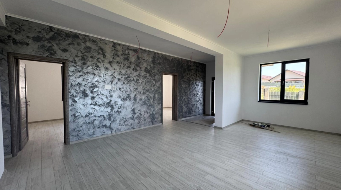Oferta De vanzare casa, 4 camere, 90 mp , Valea Adanca,  Valea Adanca (5 drumuri) imagine 1