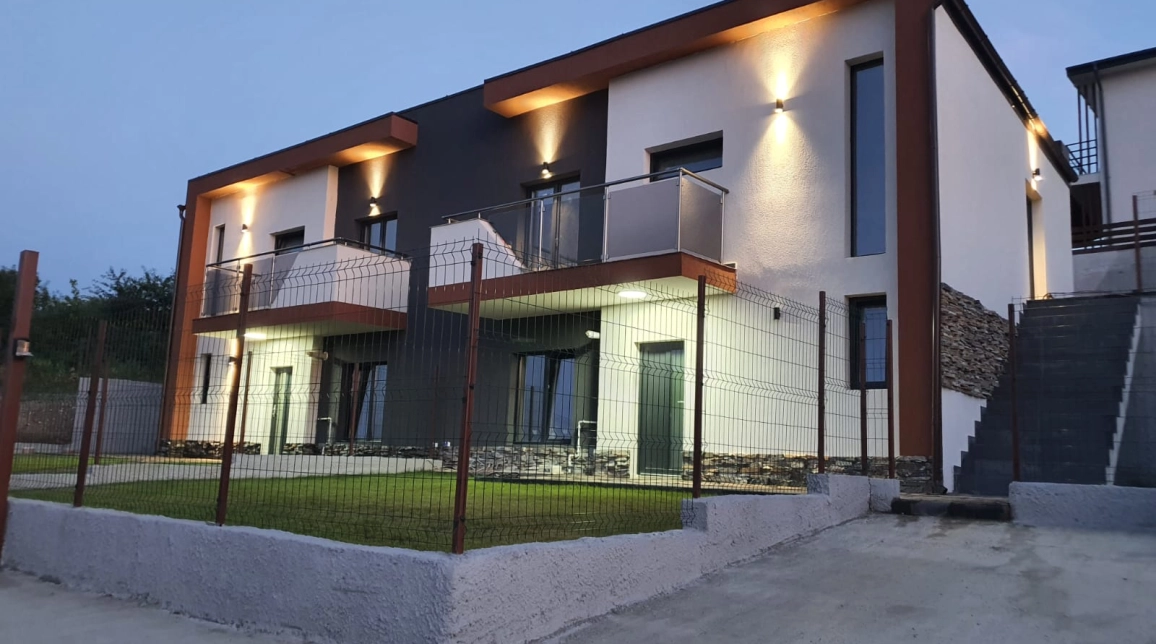 Oferta CUG casa 80 mp , 3 camere, de vanzare,  In apropiere de Penny Market Valea Adanca imagine 2