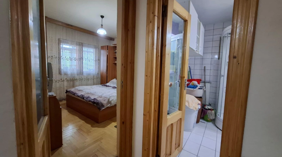 Oferta 3 camere, semidecomandat, 60 mp , de vanzare apartament in zona Nicolina,  Nicolina 2 imagine 5
