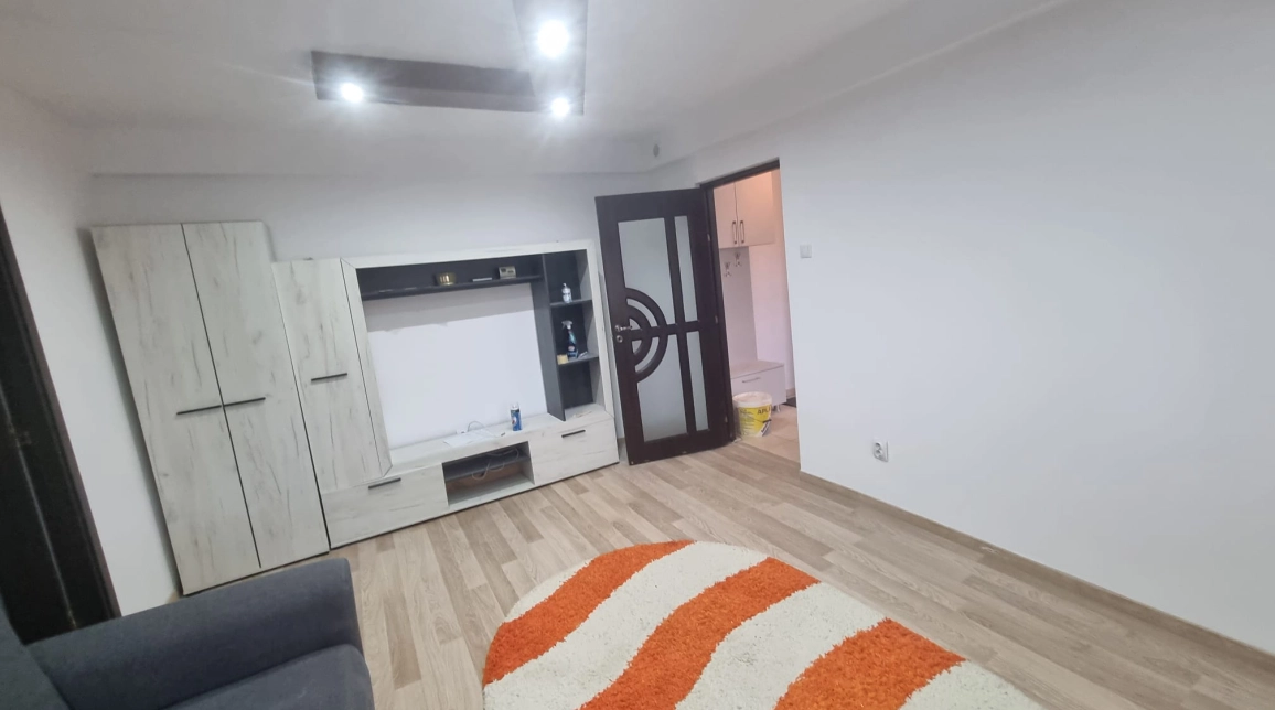 Oferta Apartament, 2 camere, semidecomandat, 54 mp , Podu Ros, de vanzare,  Magazin Tesko imagine 4