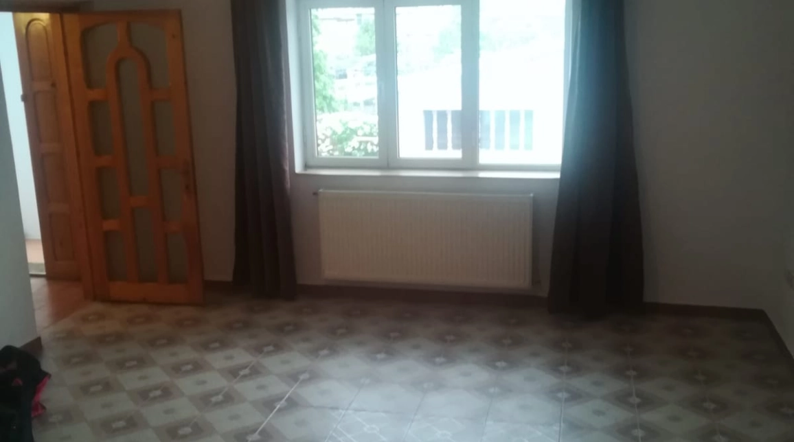 Oferta De vanzare casa, 4 camere, 200 mp , Bucium,  Hanul 3 sarmale imagine 3